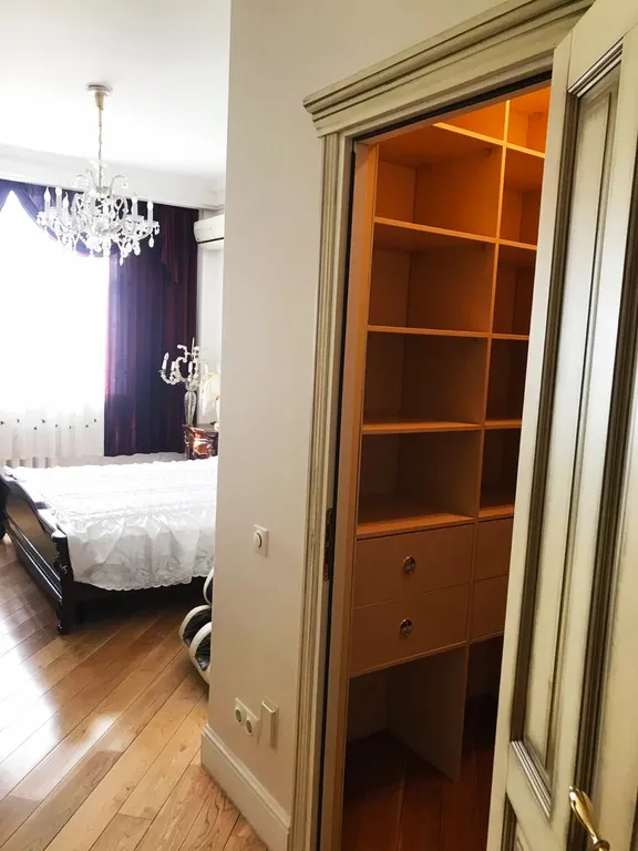 Квартира 3-комнатная Квартира — Москва