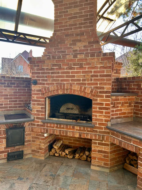 Комфортный дом с бассейном, баней и BBQ, Levivilla