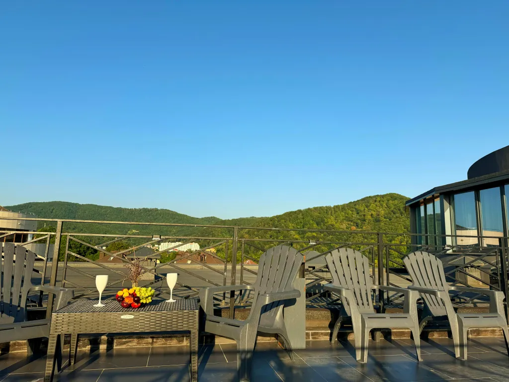 Апартаменты с балконом, 3 минуты до пляжа