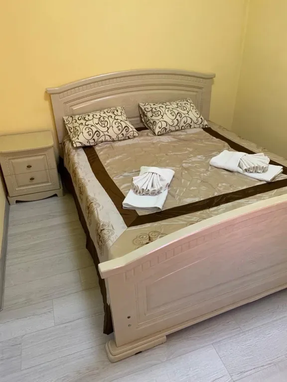 Двухкомнатный коттедж с кухней