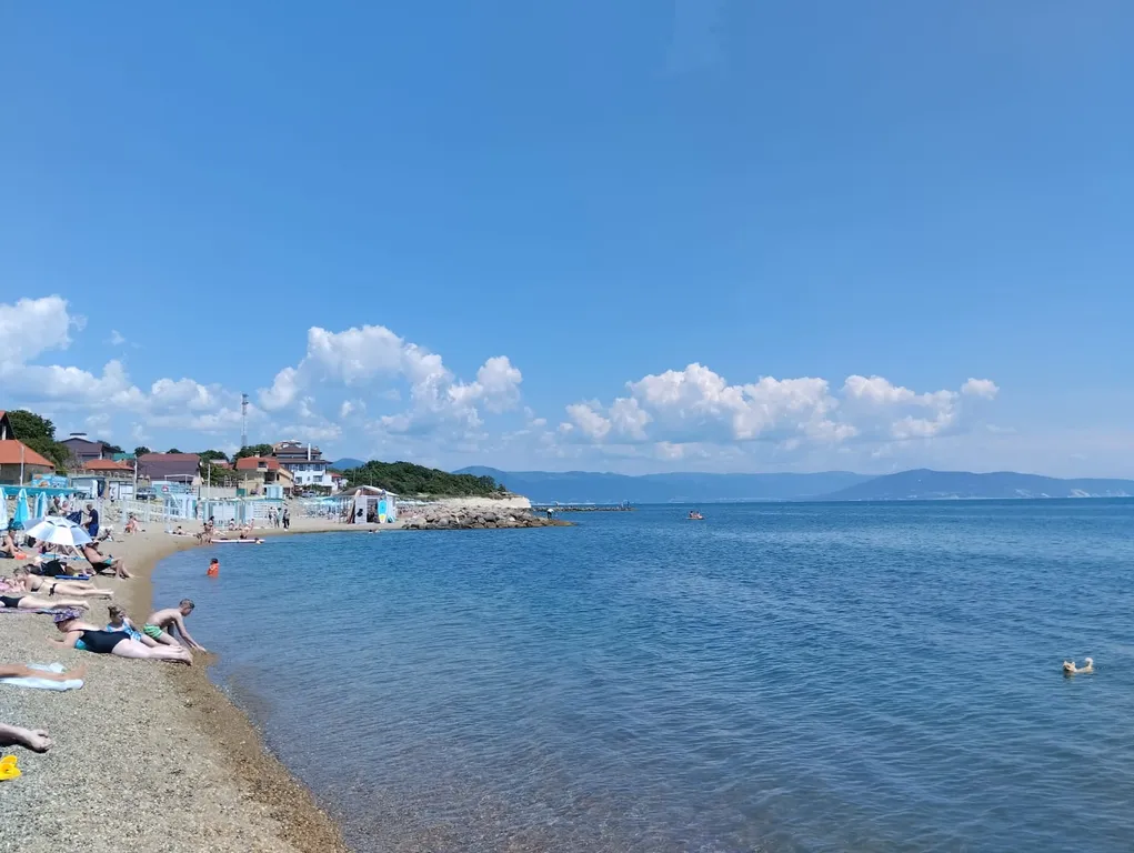 Евродвушка на первой линии с видом на море