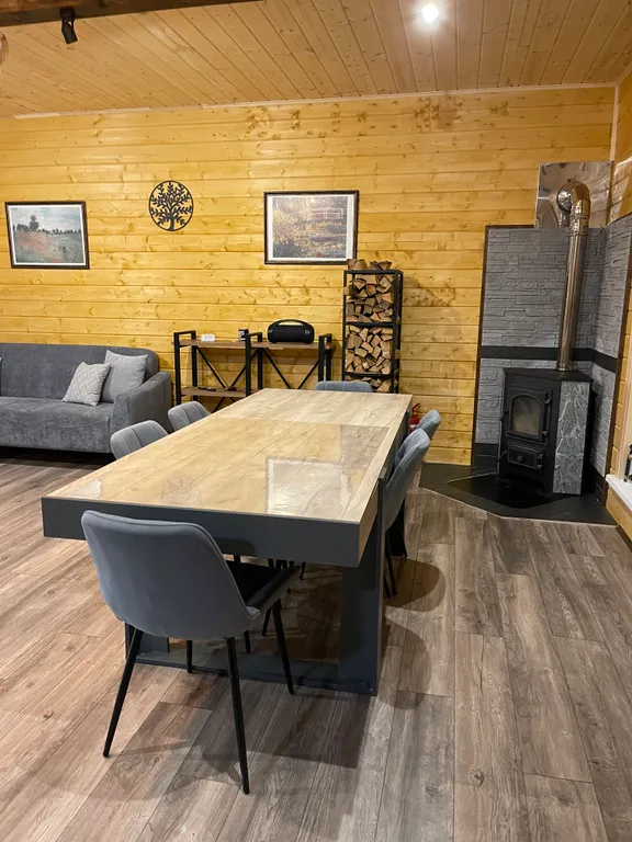 Домик у леса