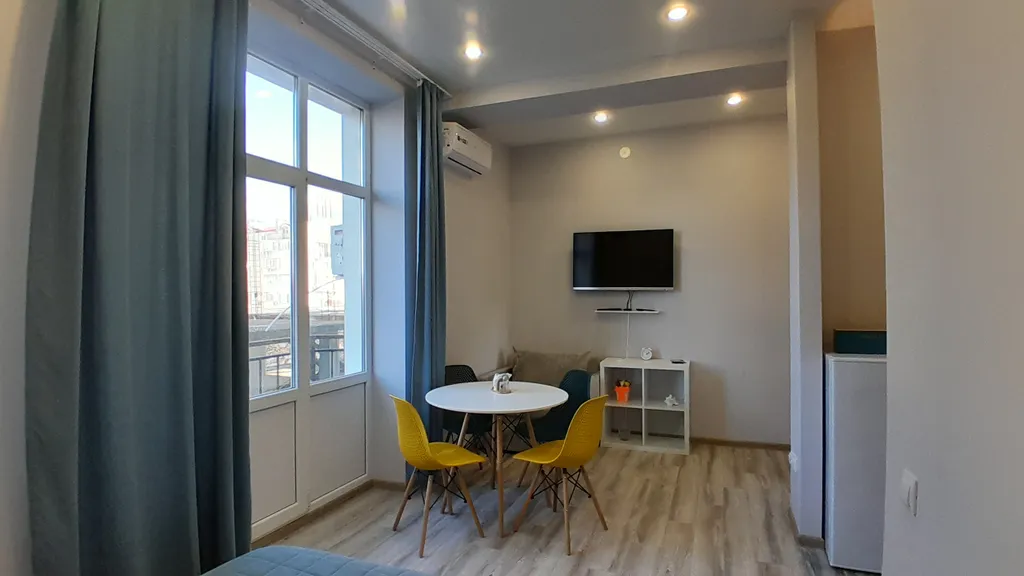 Квартира Уютные апартаменты у моря со свежим ремонтом — Севастополь