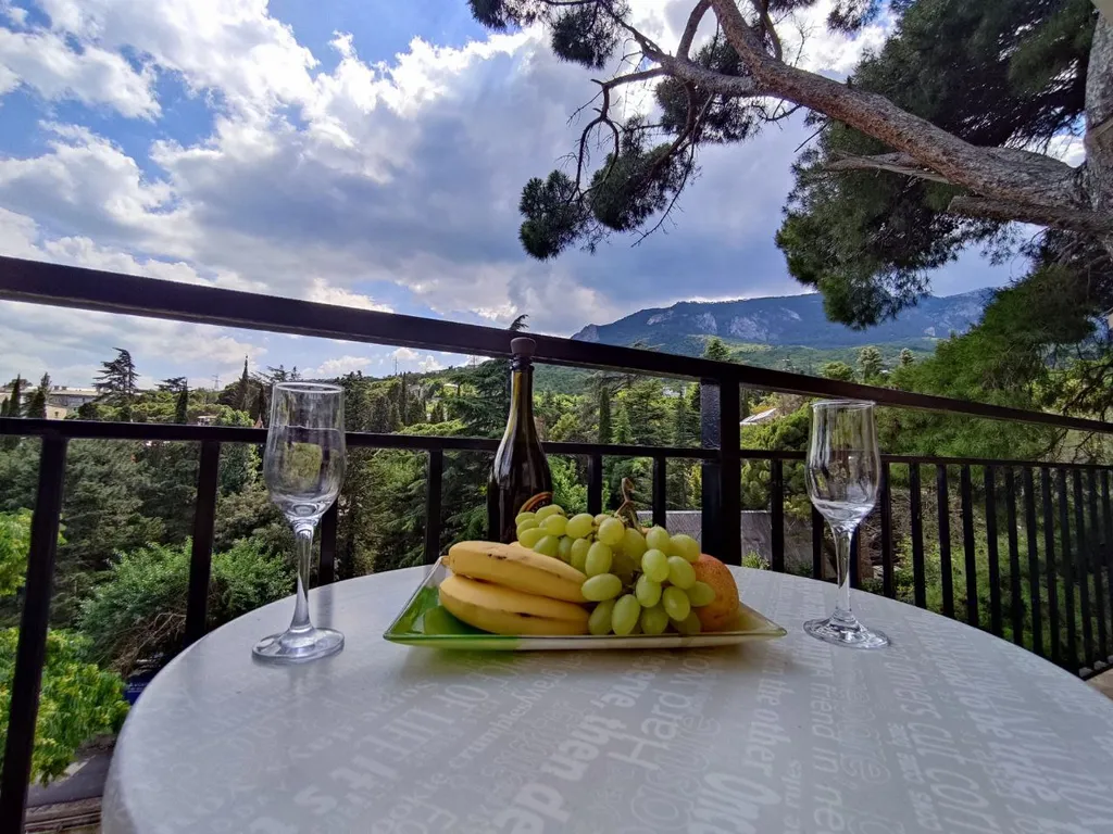 Квартира Комната — аренда посуточно в Гурзуф