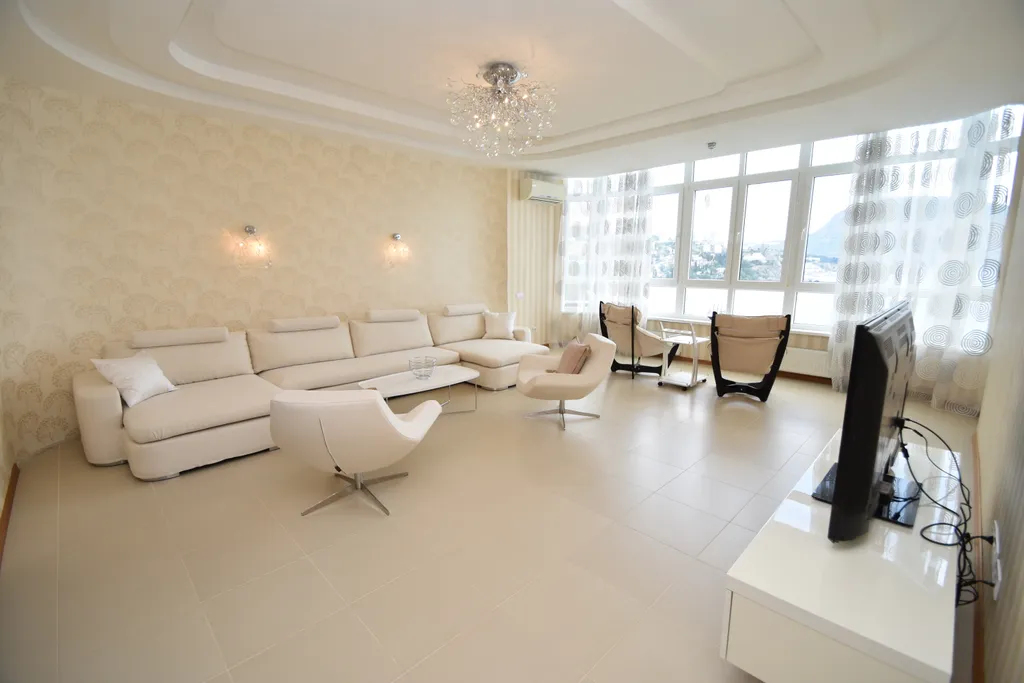 3-комнатная Квартира — аренда посуточно в Гурзуф