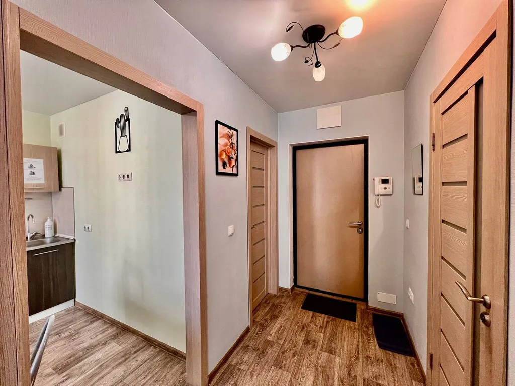 Квартира 1+ ЖК Новин евро апартаменты в комплексе парковка, кафе развязка — Тюмень