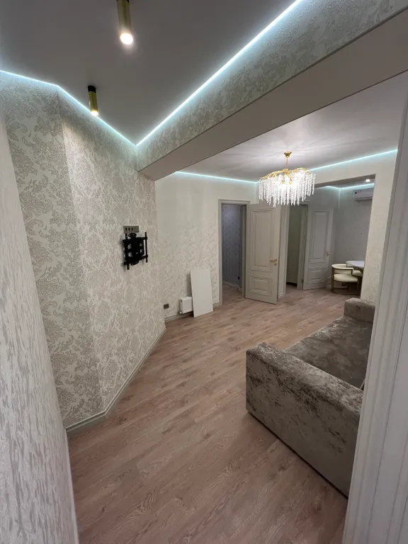 Уникaльная квартирa c видом на историчeский цeнтр Пятигoрска