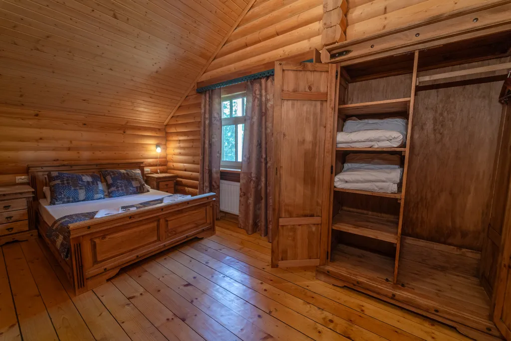 4-комнатный Дом