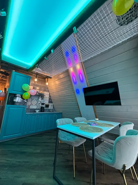 Треугольный дом на Камском море