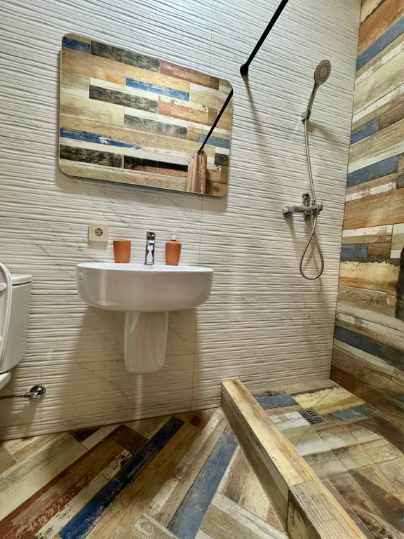 Студия улучшенная на 4 человек