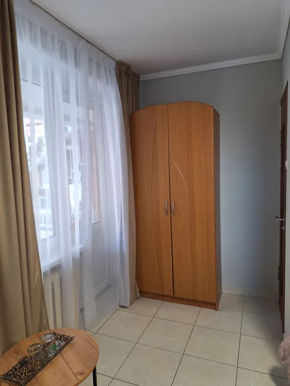 Квартира Квартира "Классик"  трехместный стандартный номер с раздельными кроватями, одноместным диваном — Геленджик