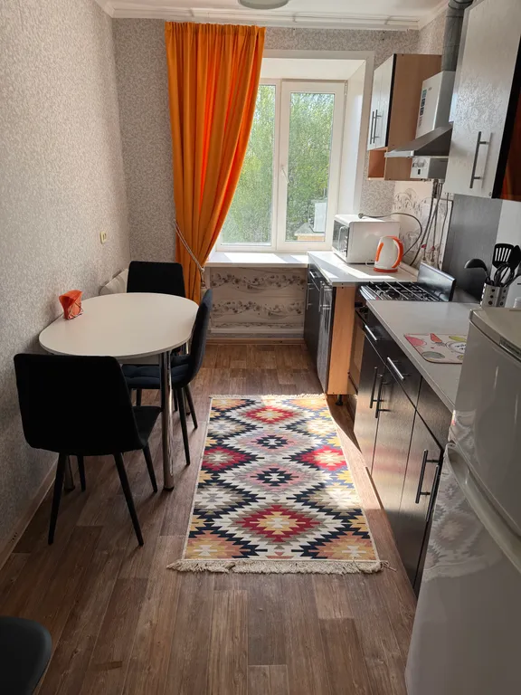 Уютная, чистая двухкомнатная квартира со всеми удобствами