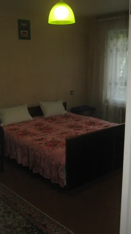 Хорошая, в паре остановок от ЖД-вокзала Томск 2