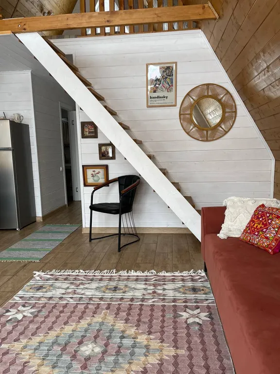 Коттедж Модерн рядом с рестораном "Долина Солнца"