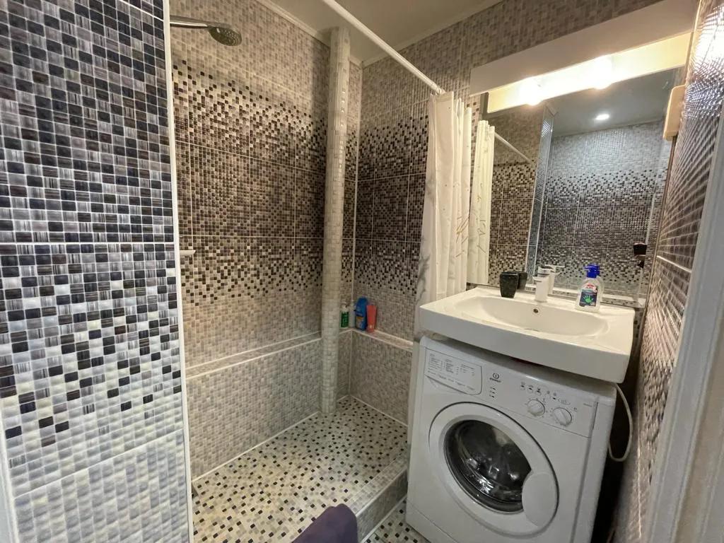 Квартира Квартира Уютная Purple Studio в 20 метрах от метро Каховская — Москва