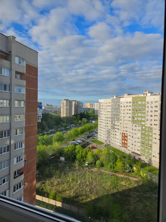 Уютная квартира в современном районе и рядом с лесом