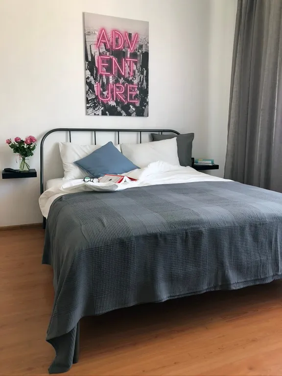 Квартира Студия Нью-Йорк, с кондиционером — аренда посуточно в Мурино