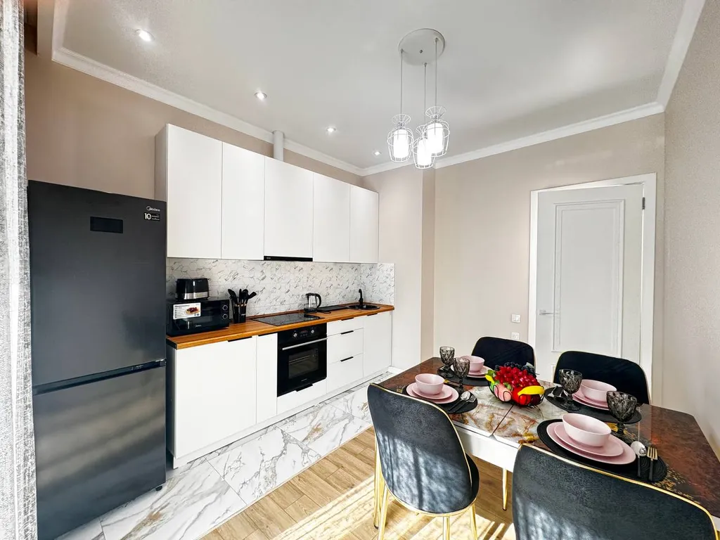 2 комнатная в ЖК 4YOU, рядом с ТЦ MEGA, кв 22