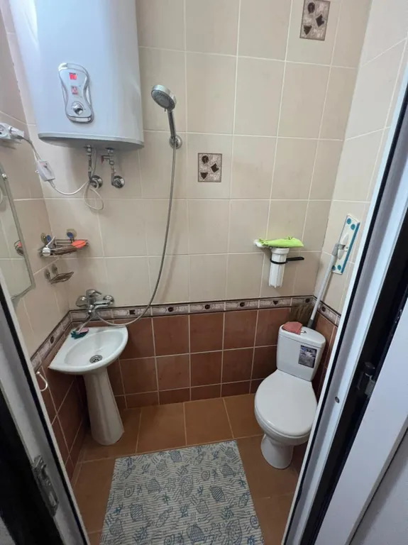 Коттедж Дом с отдельным входом в частном секторе города с мангалом — Махачкала