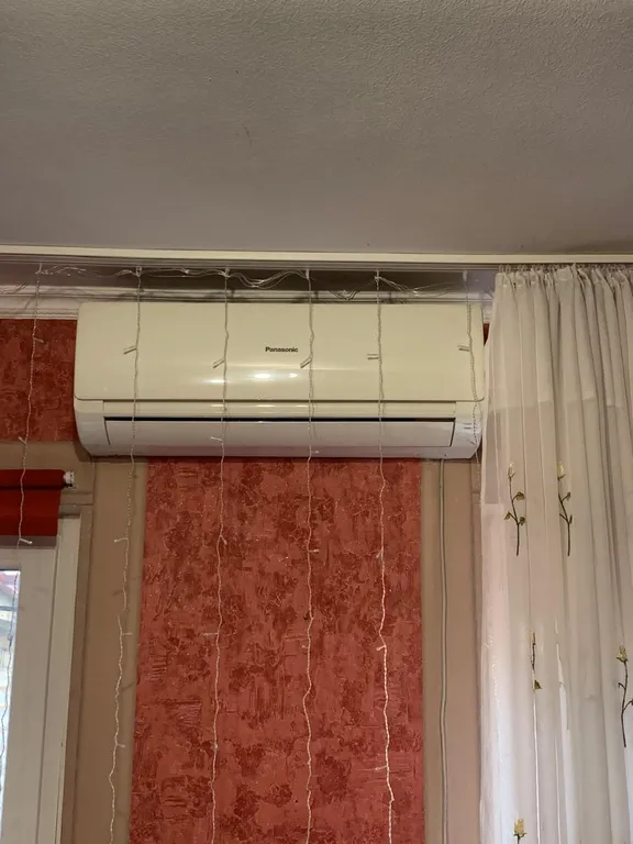 Полдома в центре города недалеко центр. рынок, удобный выезд в горы