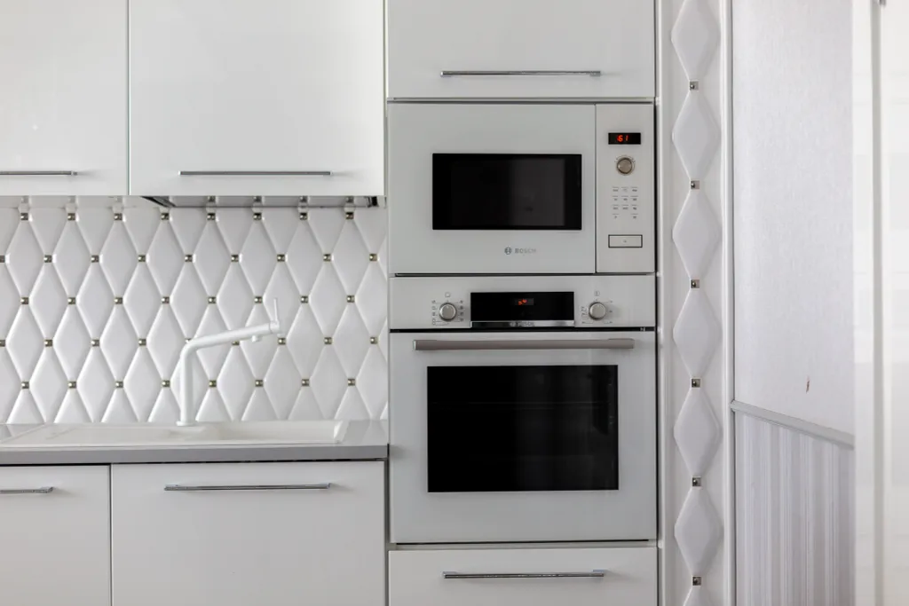 Шикарная квартира с тремя изолированными спальнями и двумя санузлами