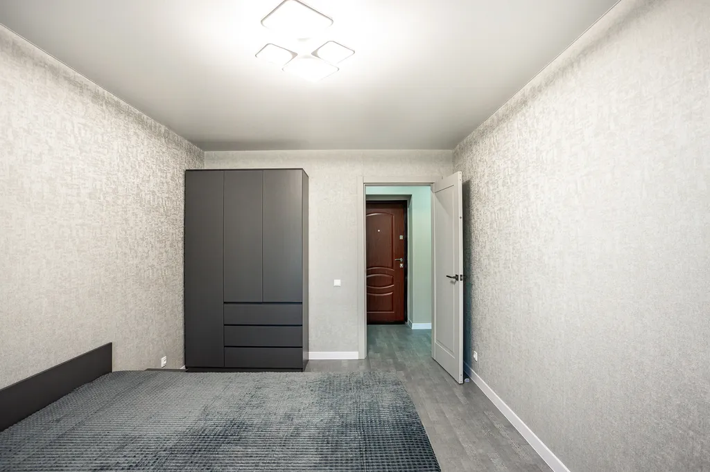 Новая квартира с мебелью и техникой