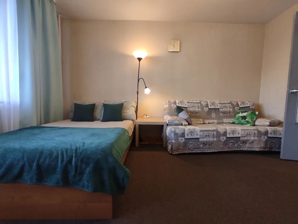 Двухкомнатное очарование КвартАпарт на торговой стороне