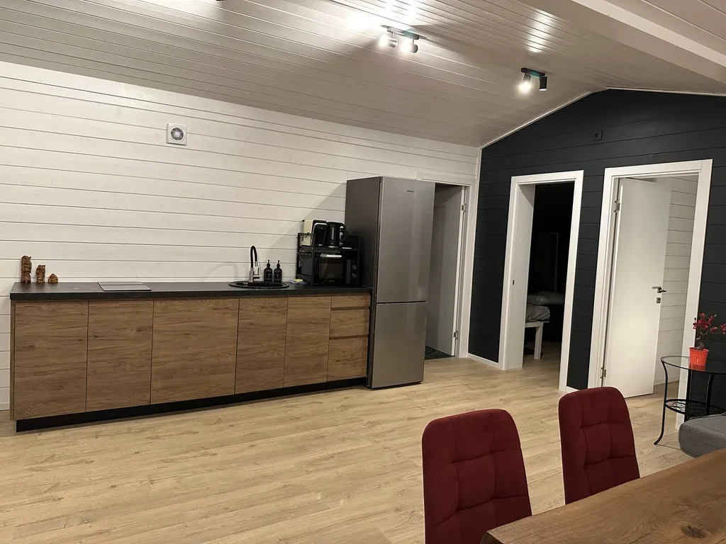 Дом Эльк - уютный коттедж с сауной на отдельном участке