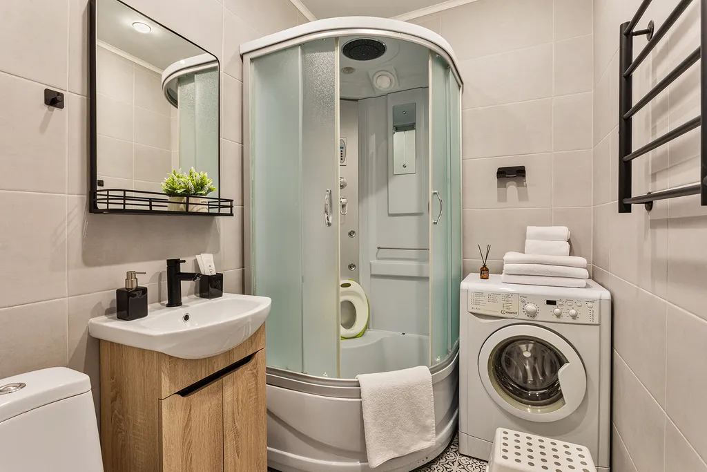 FullHouseApart Двухкомнатная квартира с балконом и детской кроваткой