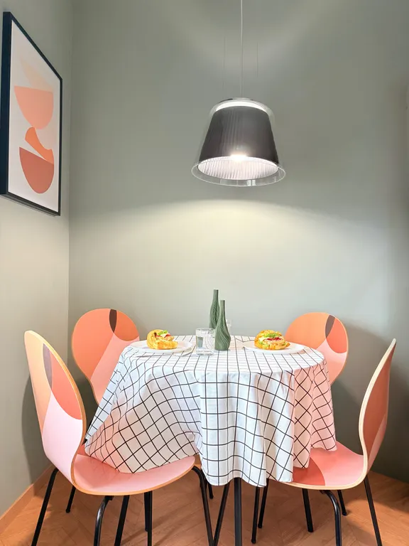 Роскошная двухкомнатная сталинка с видом на Аллею Героев