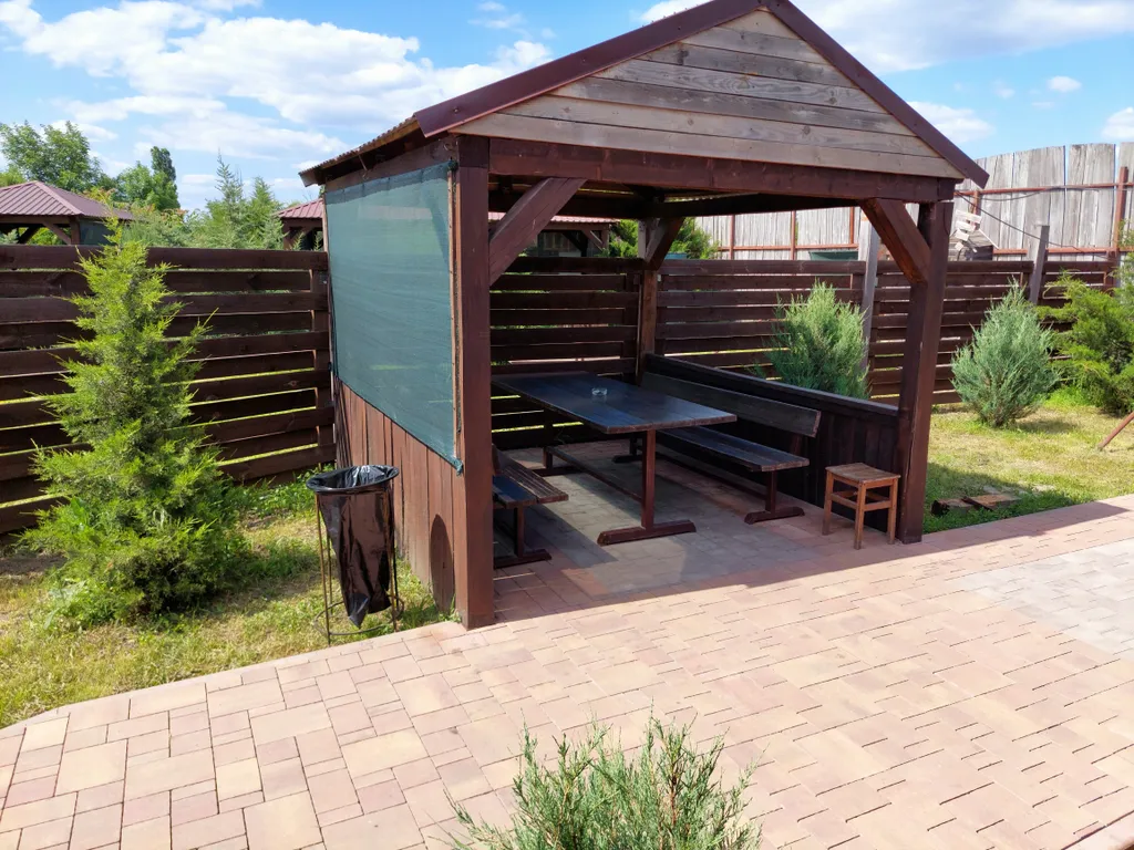 Коттедж с камином