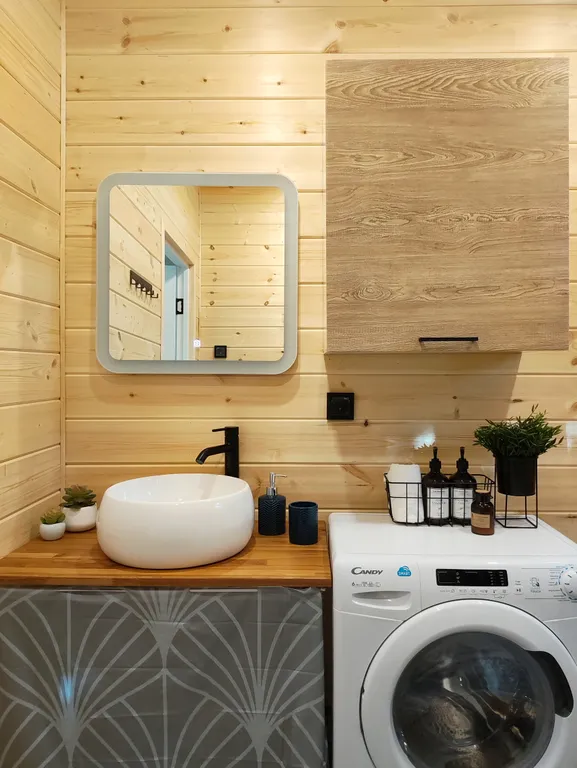 Домик, чан, баня в сосновом лесу, закрытая территория