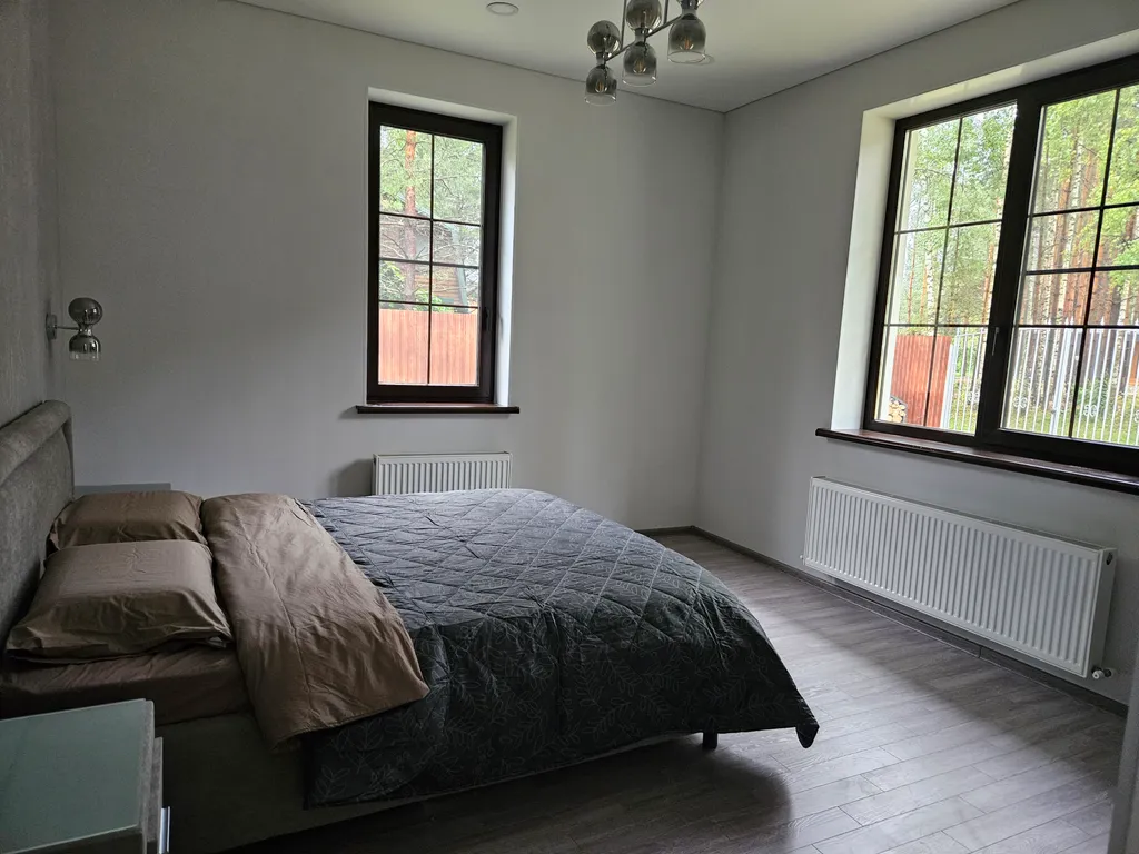 Дом, баня, чан, отапливаемая беседка