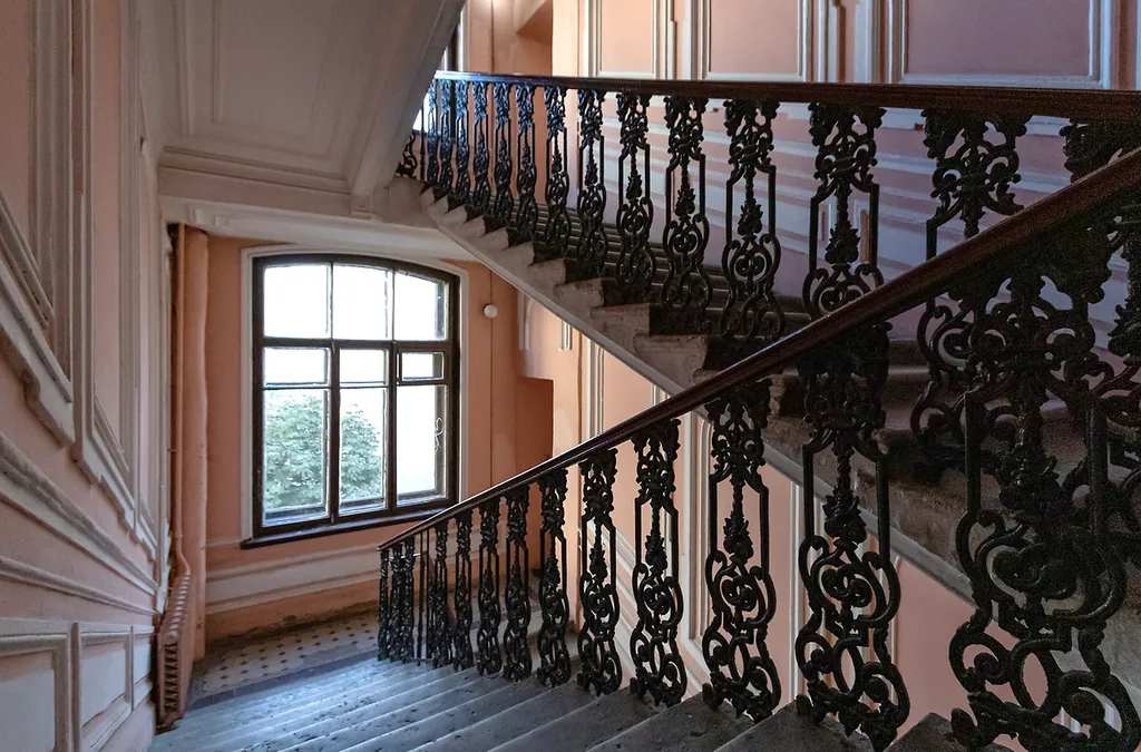 Дизайнepcкие апартаменты с великолепным видом нa Фонтaнку