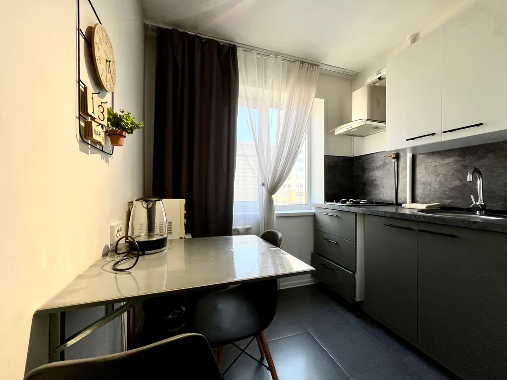 2-комнатные апартаменты УНИК АПАРТ около Парка Ангелов на Мичурина