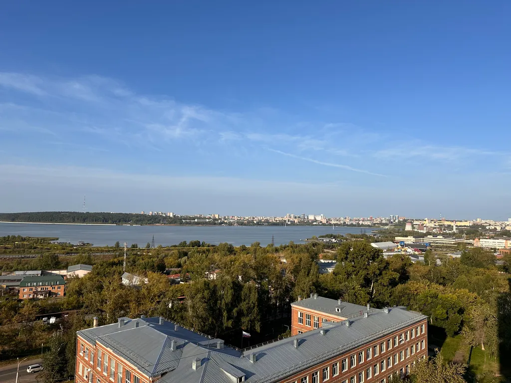 Апартаменты с видом на пруд