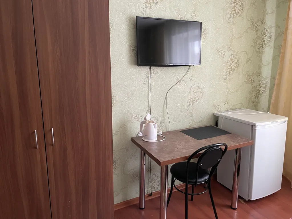 Комната со своим санузлом в апартаментах