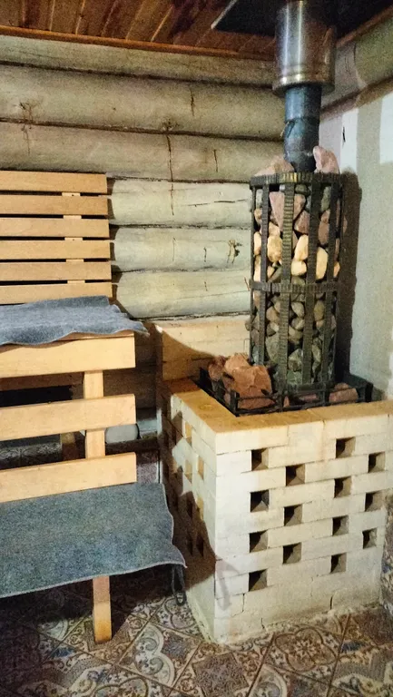 Дом - коттедж У Федота в черте города