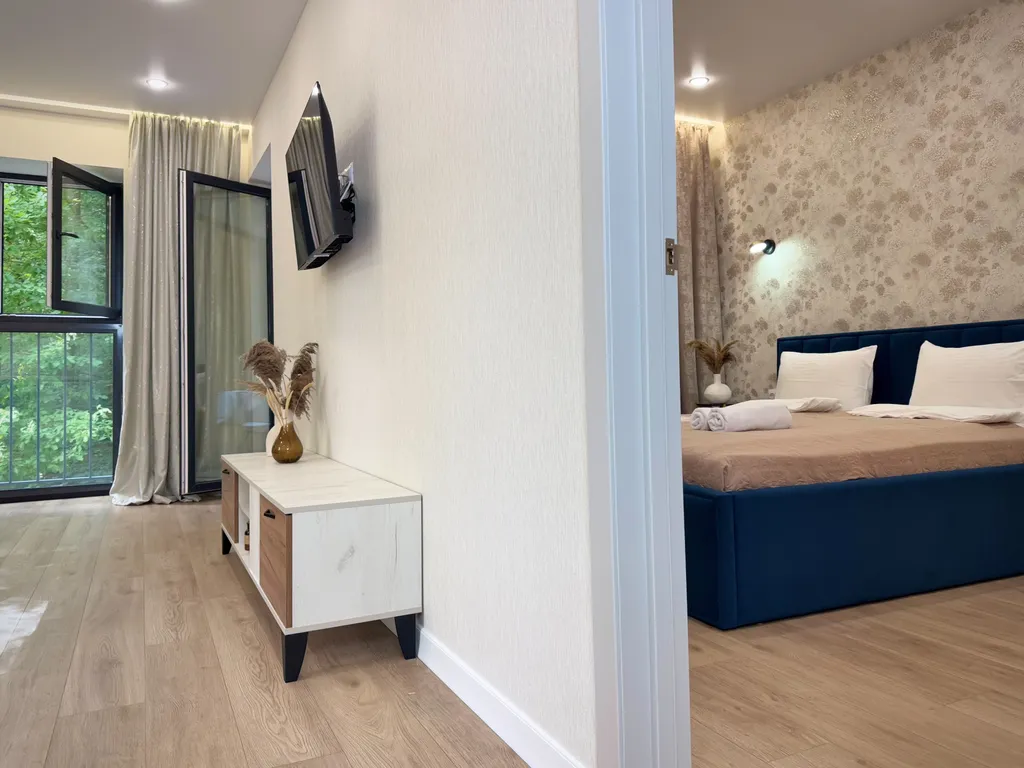 Двухкомнатные аппартаменты комфорт класса с видом на лес.