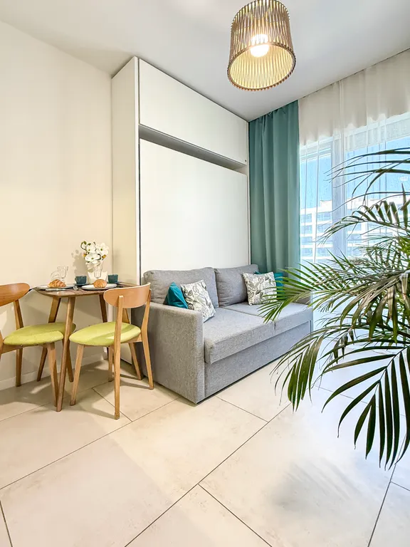 Квартира Квартира Студия в апарт-отеле с бассейном, собственным песчаным пляжем, парком — Анапа