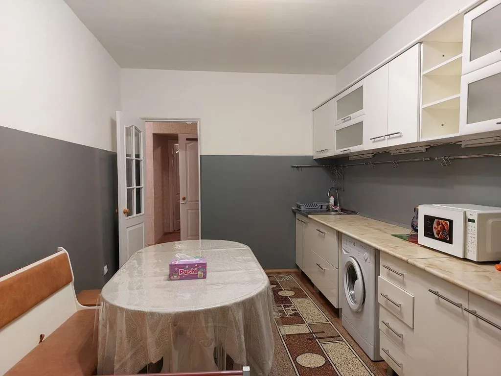 Просторная квартира в оживленном районе