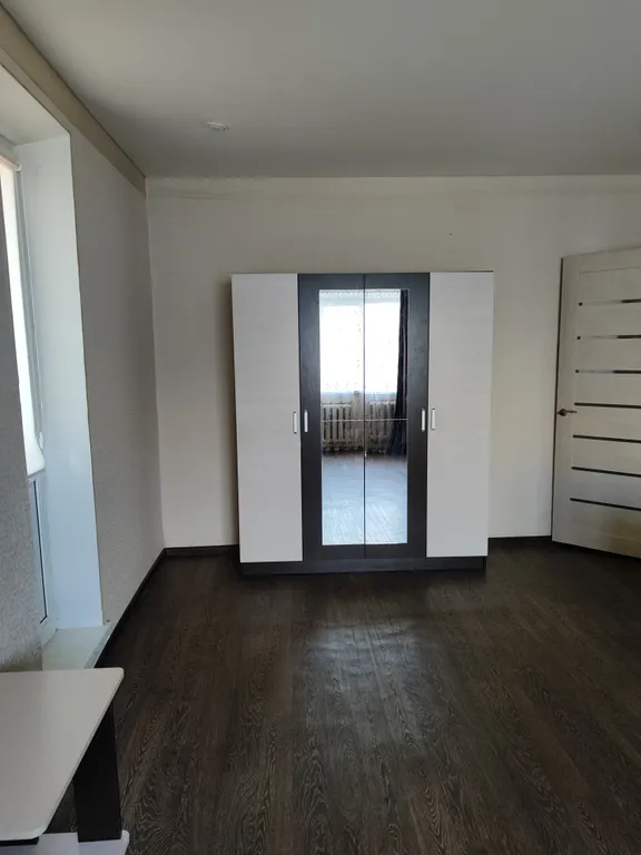 Квартира 1-комнатная Квартира — Тихвин