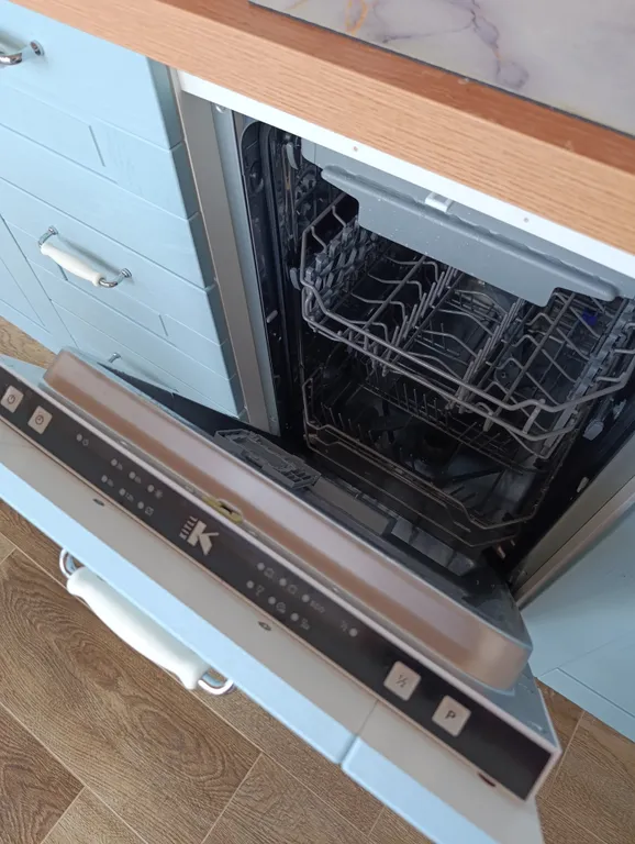 Уютный новый 2-этажный дом в 10 минутах от моря + Автомобиль