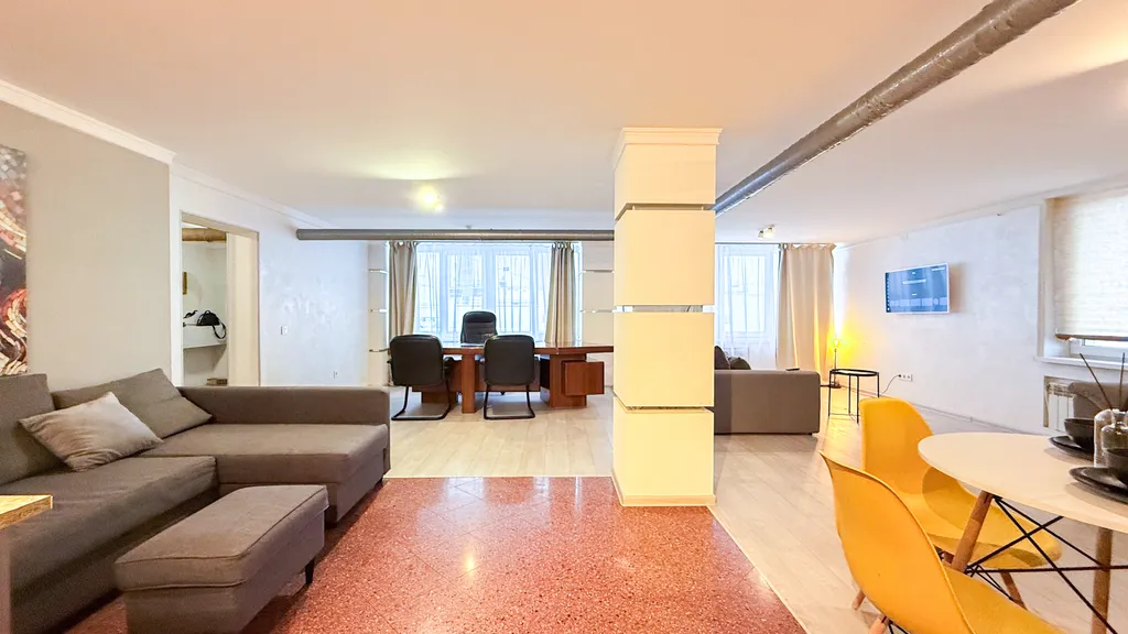 Квартира Апартаменты лофт с джакузи — Екатеринбург