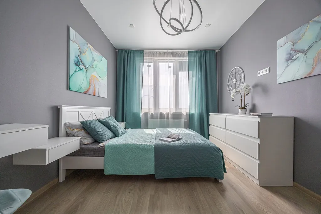 Видовая 1-комнатная квартира в ЖК Цветы