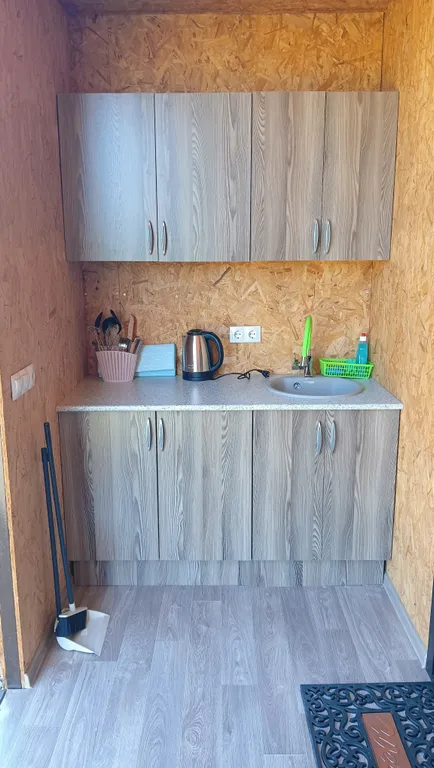 Коттедж Двухкомнатный домик — Кучугуры