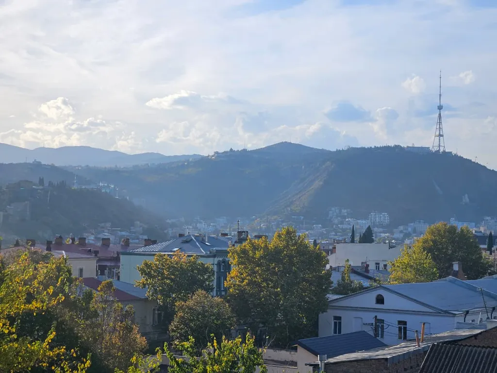 Квартира в центре с изолированной спальней, кухней-гостиной 6 этаж