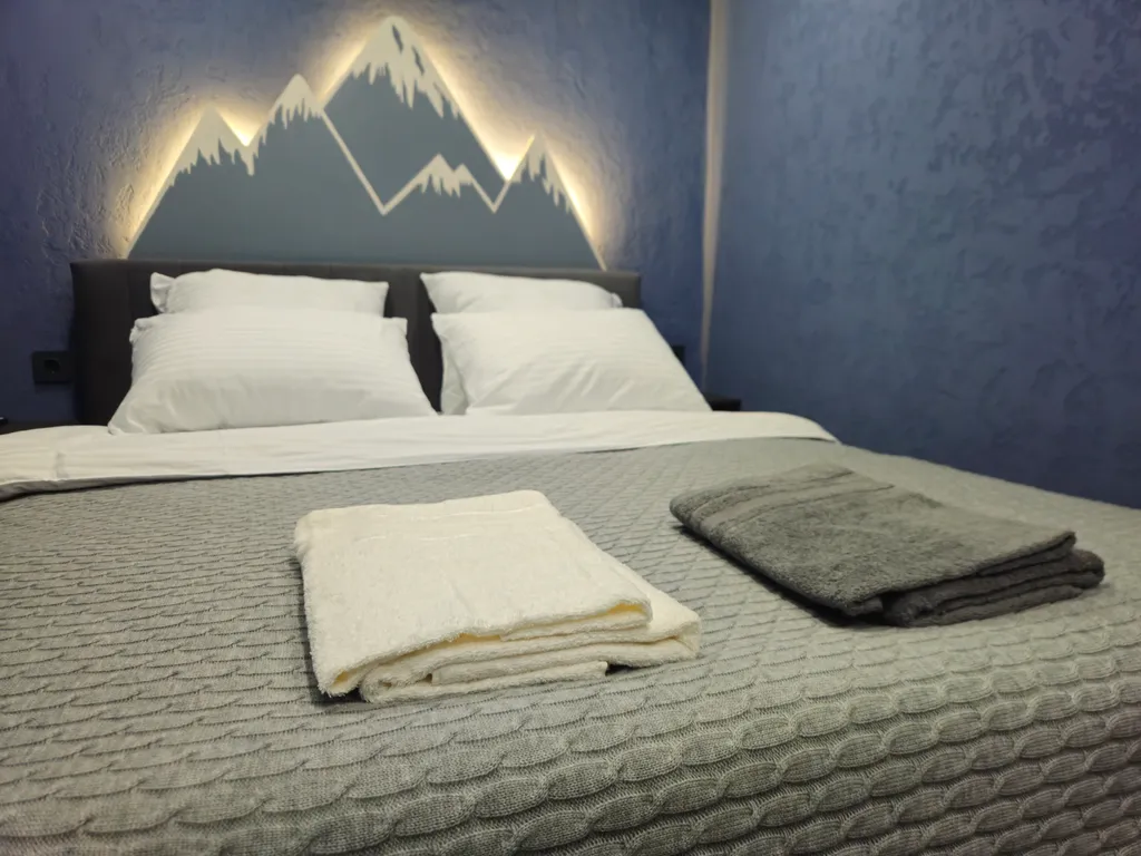 Новая 2-комнатная квартира в сердце Кировска у гостиницы Северная