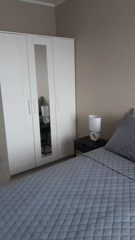 Уютная 2-х ком.кв. для гостей города в красивой парковой зоне у озера