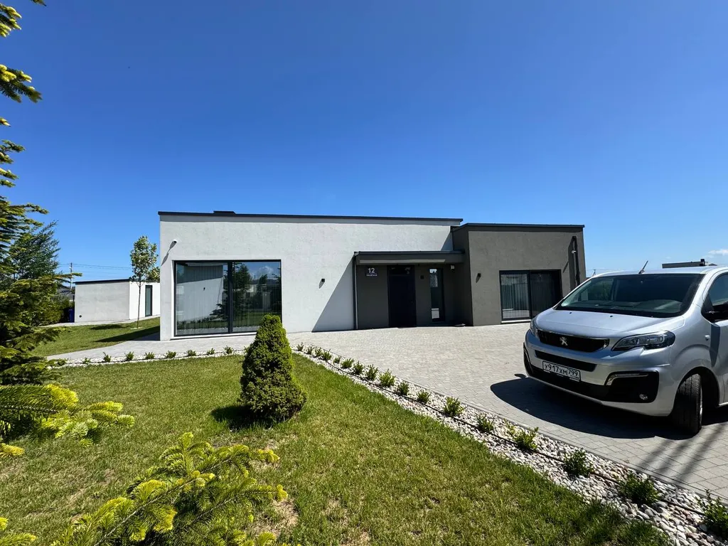 Современный стильный дом  лучшая локация у Калининград